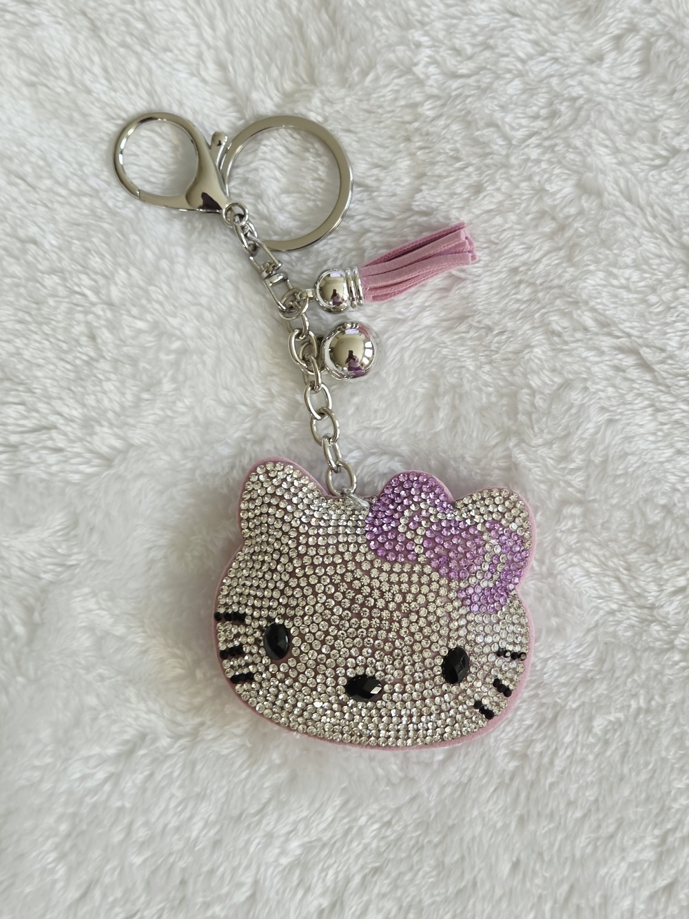 Hello Kitty Light Purple Keychain with Bow Bag Charm